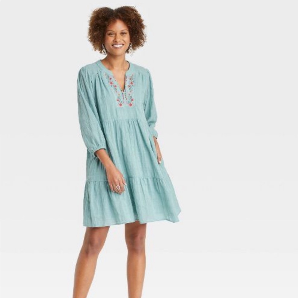 Knox Rose flowy embroidered dress